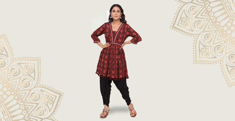 Celebrate festive occasions in 4 comfy & fashionable outfits!