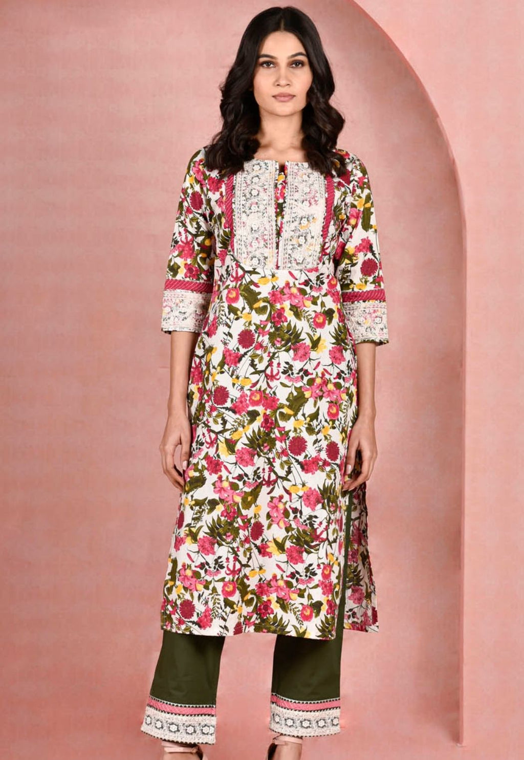 Floral print kurta with solid coloured pants
